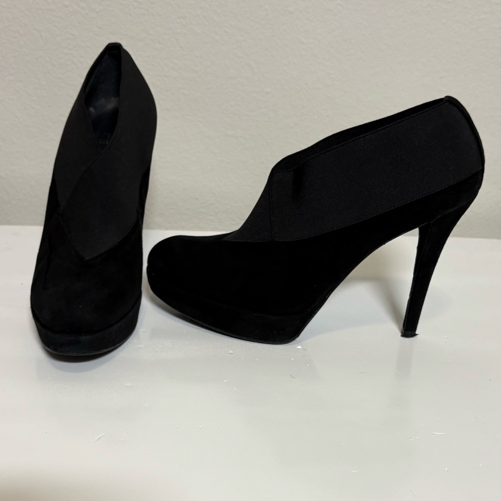 Stuart Weitzman, Kilgore, black platform, 4 3/4 inch heeled suede booties